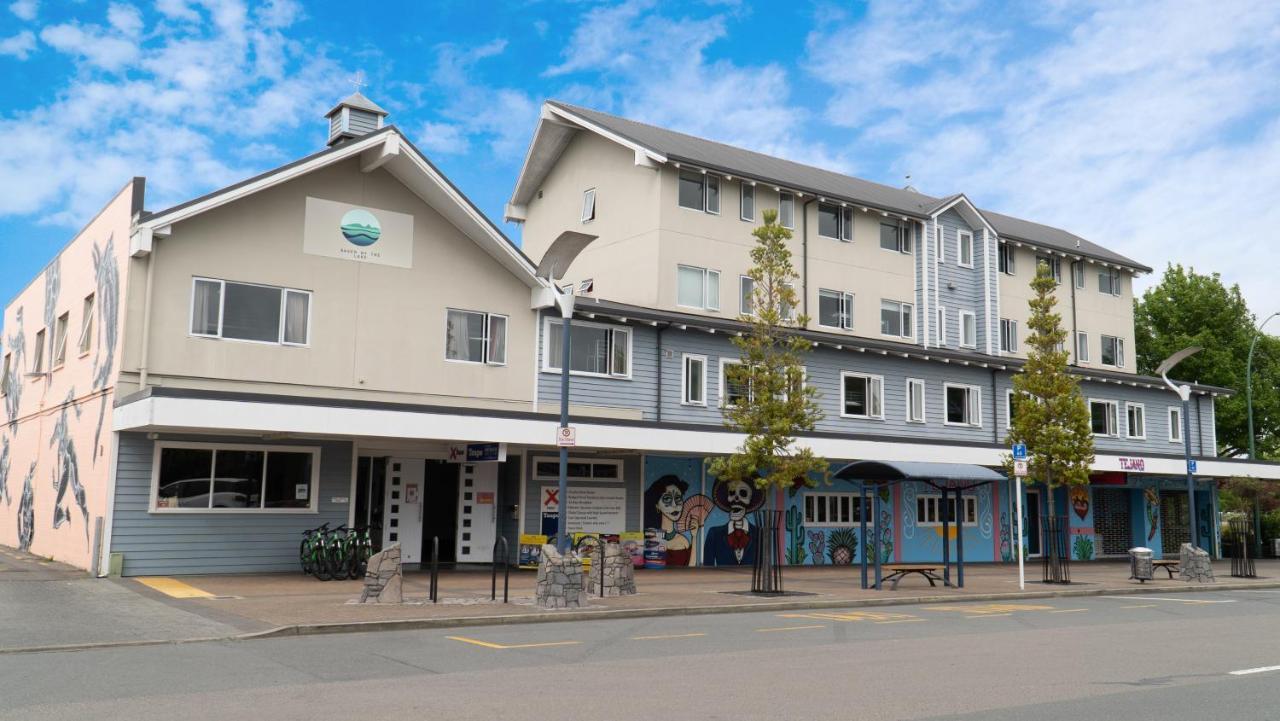 Based By The Lake Taupo Exterior photo